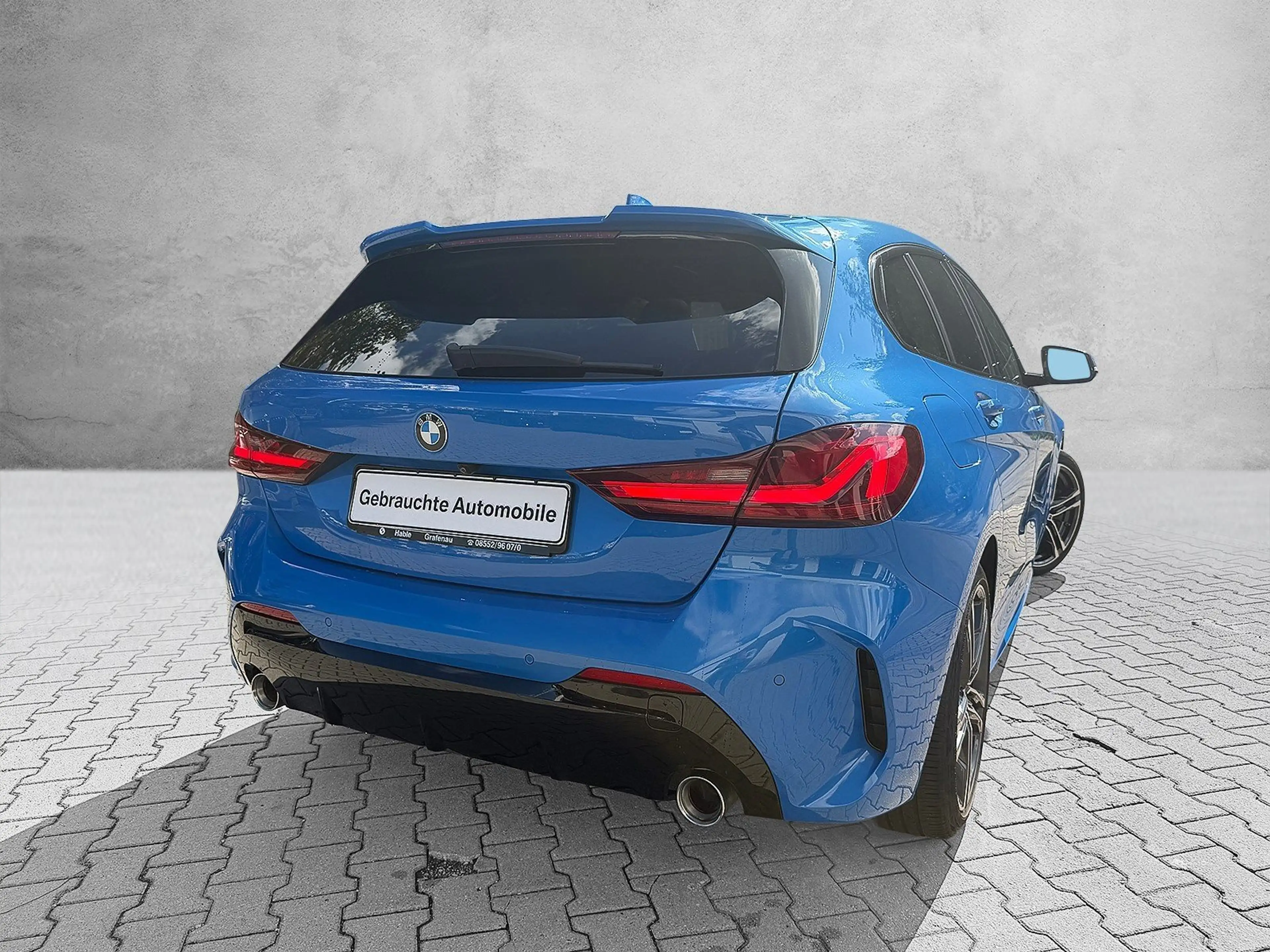 BMW 120 d xDrive Hatch — photo 2