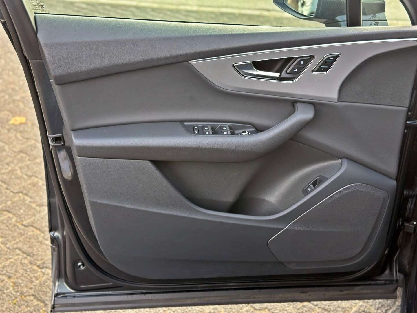 Audi Q7 S Line Black 55 TFSI -  - Joinsteer - #5