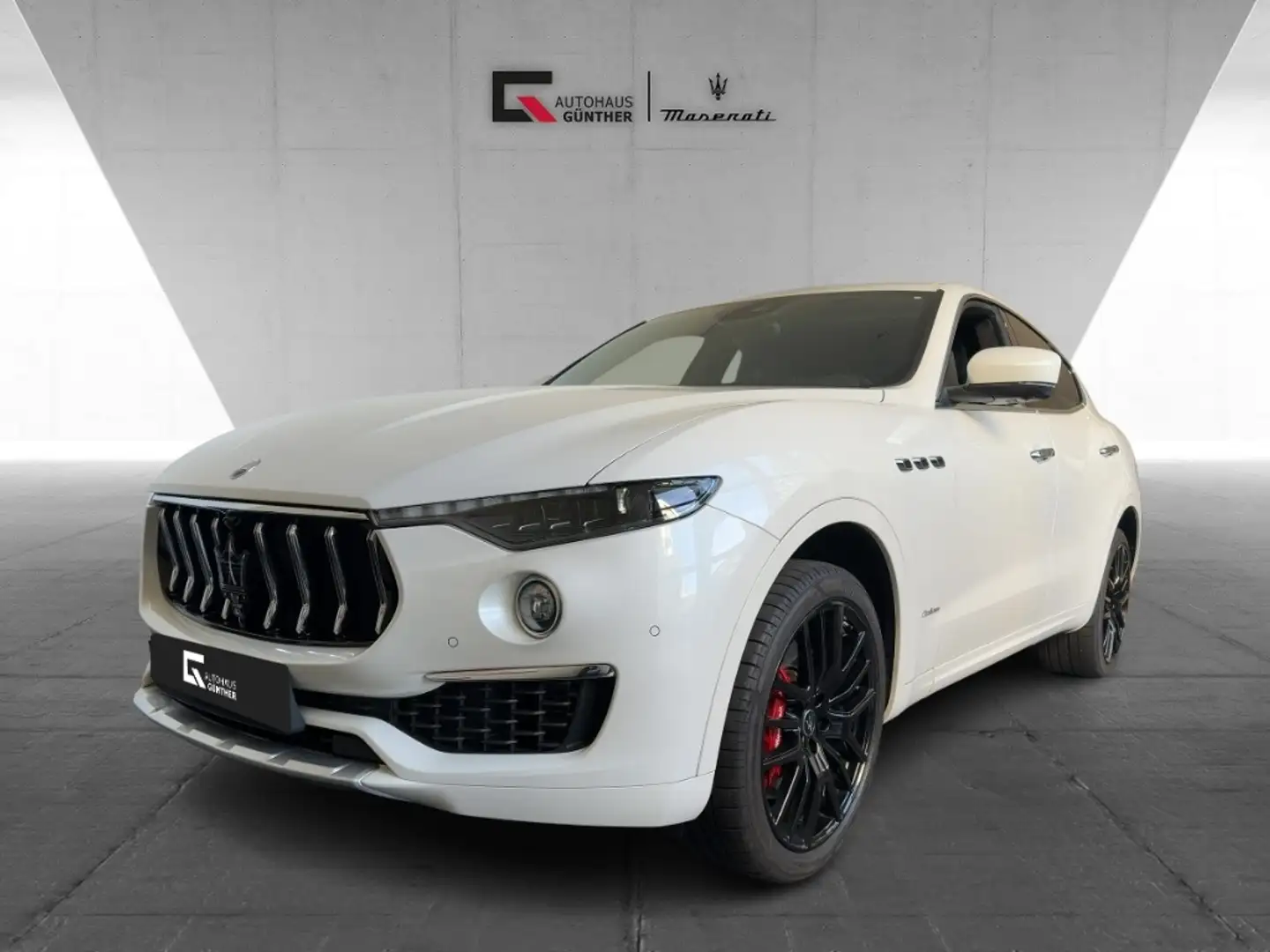 Maserati Levante GranLusso- 350 PS - Facelift & Maserati Approved Weiß - 1