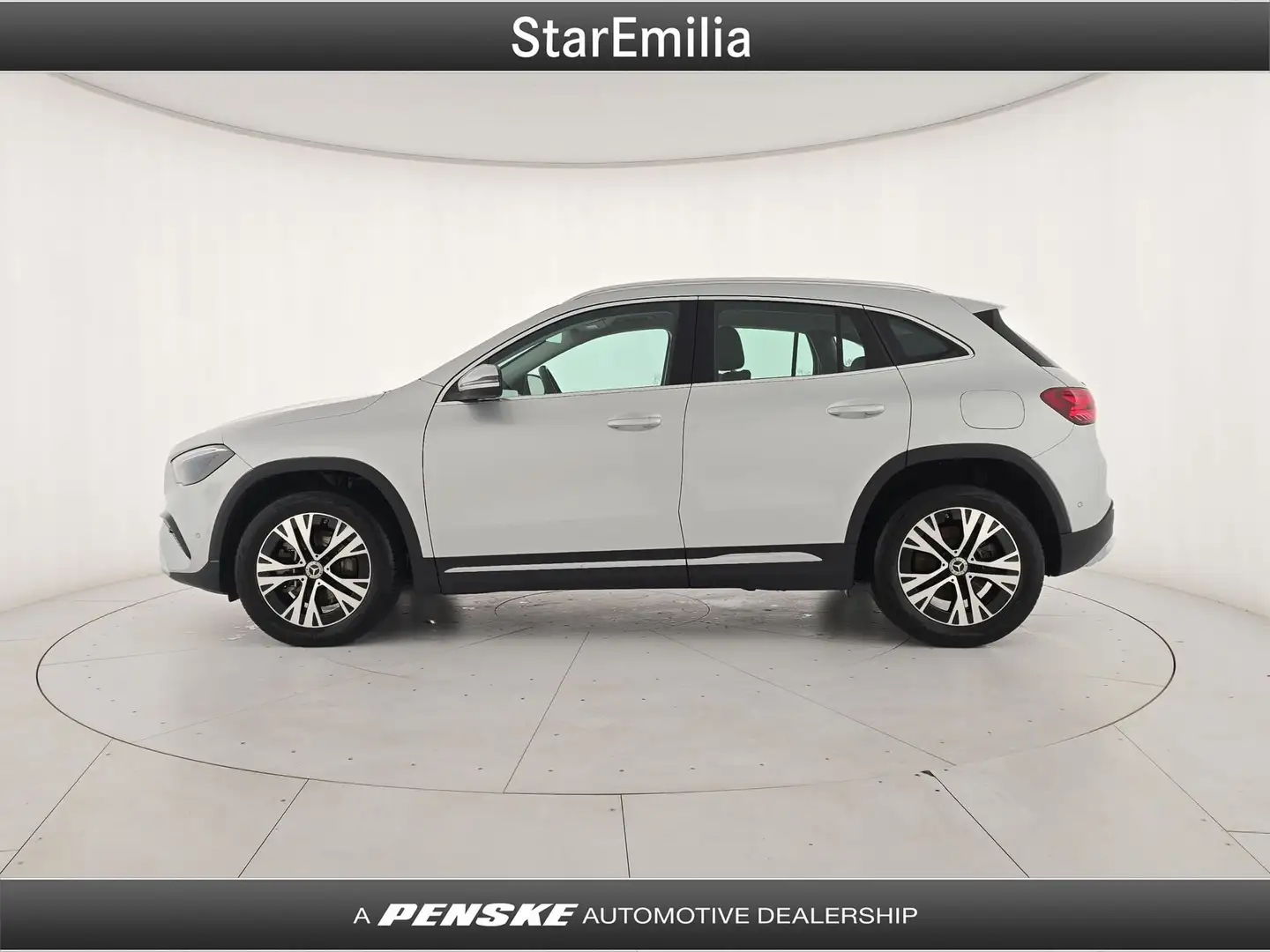 Mercedes-Benz GLA 250 GLA 250 e hybrid EQ Progressive Advanced Argent - 2