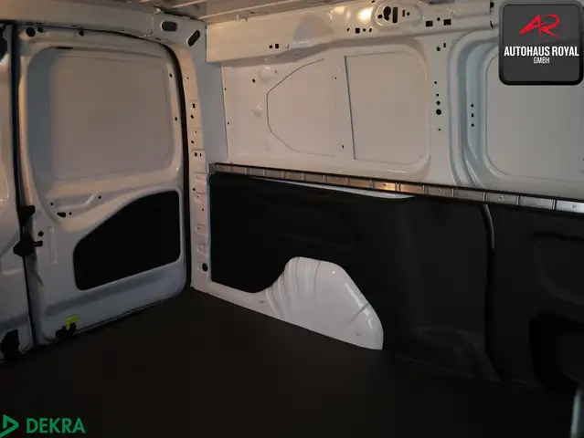 Peugeot Partner view 12