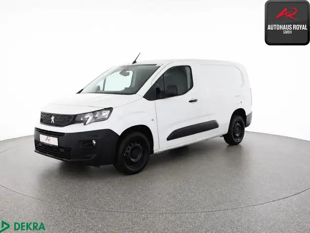 2022 Peugeot Partner in White for sale