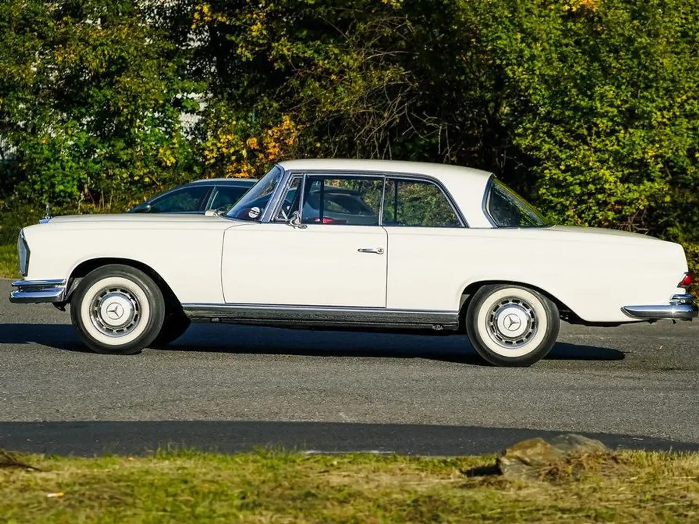 Mercedes-Benz 220 SEb Coupé W111 Wit - 1
