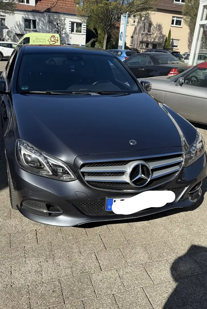 Mercedes-Benz E 250 7G-TRONIC Avantgarde Сірий - 1
