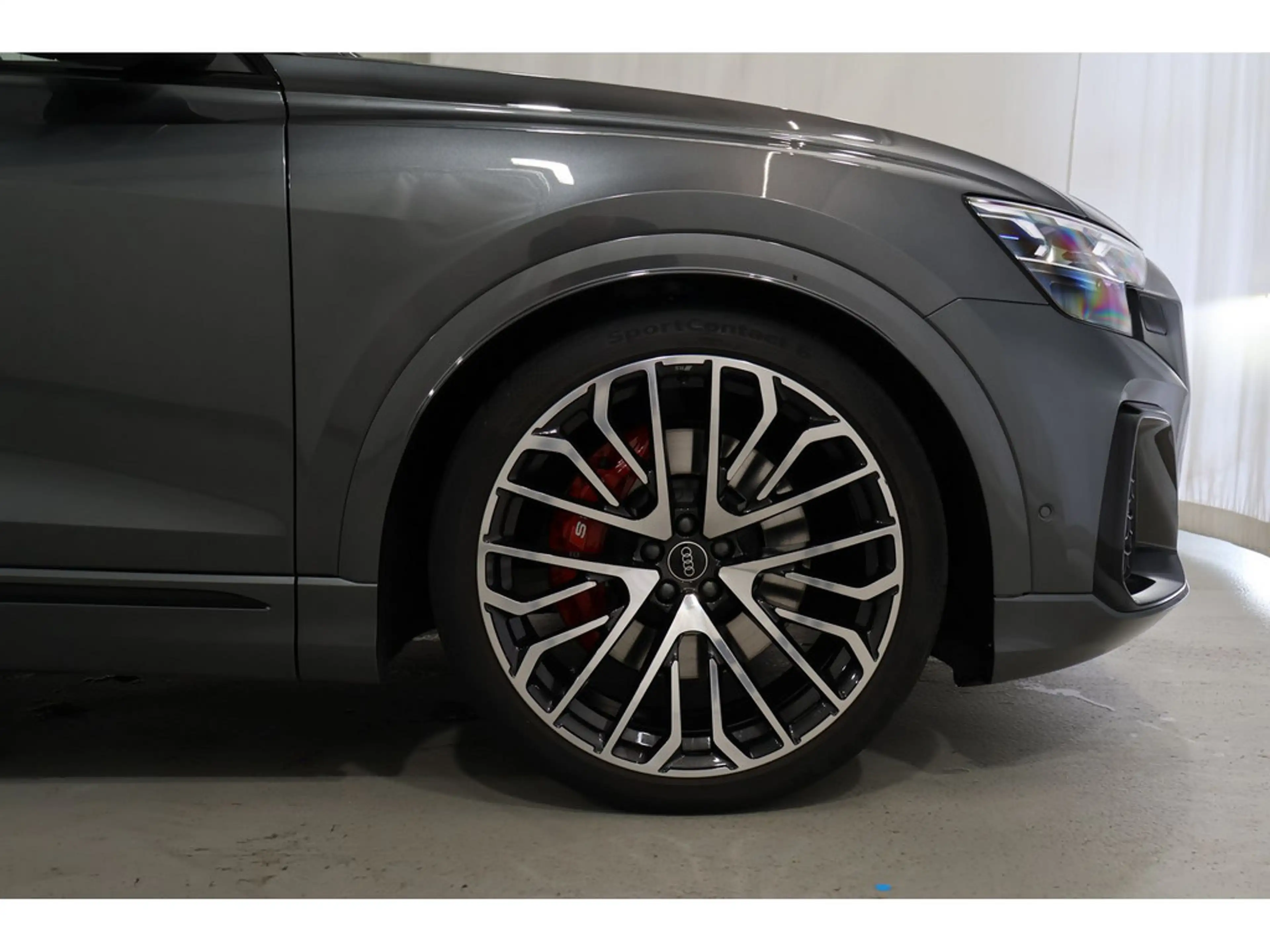 Audi SQ8 4.0 TFSI quattro B&O*Matrix*Pano — photo 6