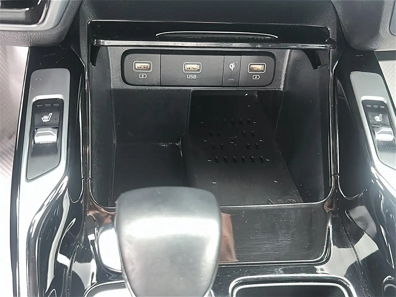 Kia Sorento снимка Kia Sorento
