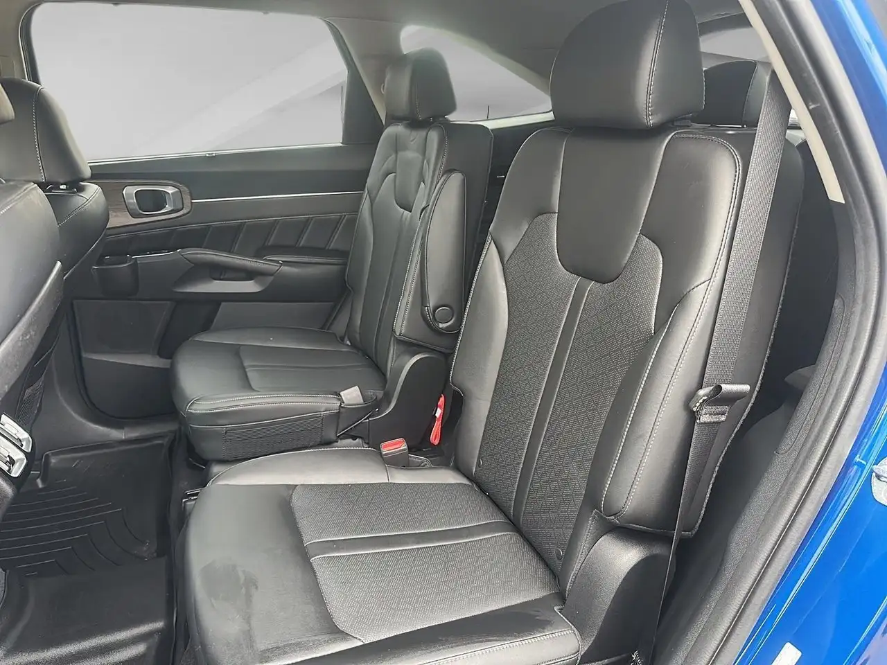 Kia Sorento снимка Kia Sorento