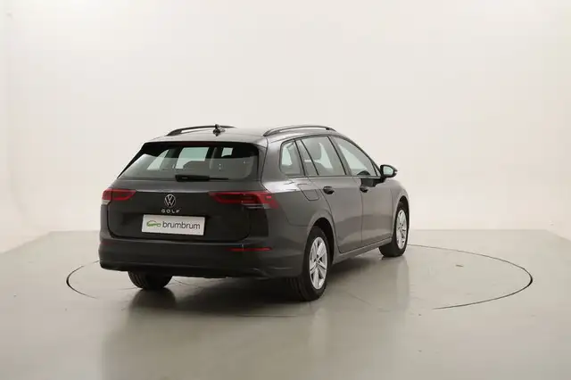 Volkswagen Golf view 5