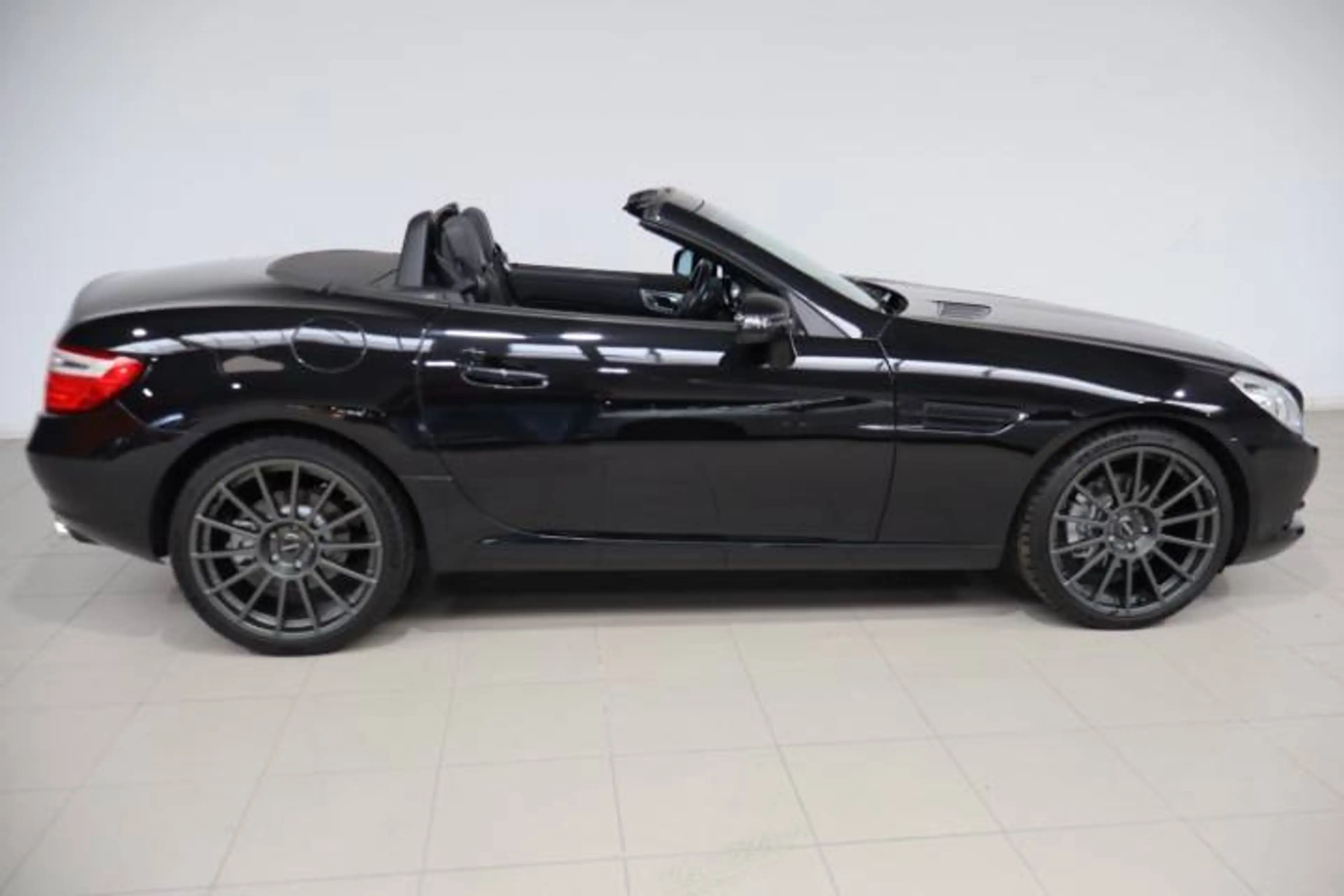 Mercedes-Benz SLK 200 SLK 200 AMG PACK — photo 8