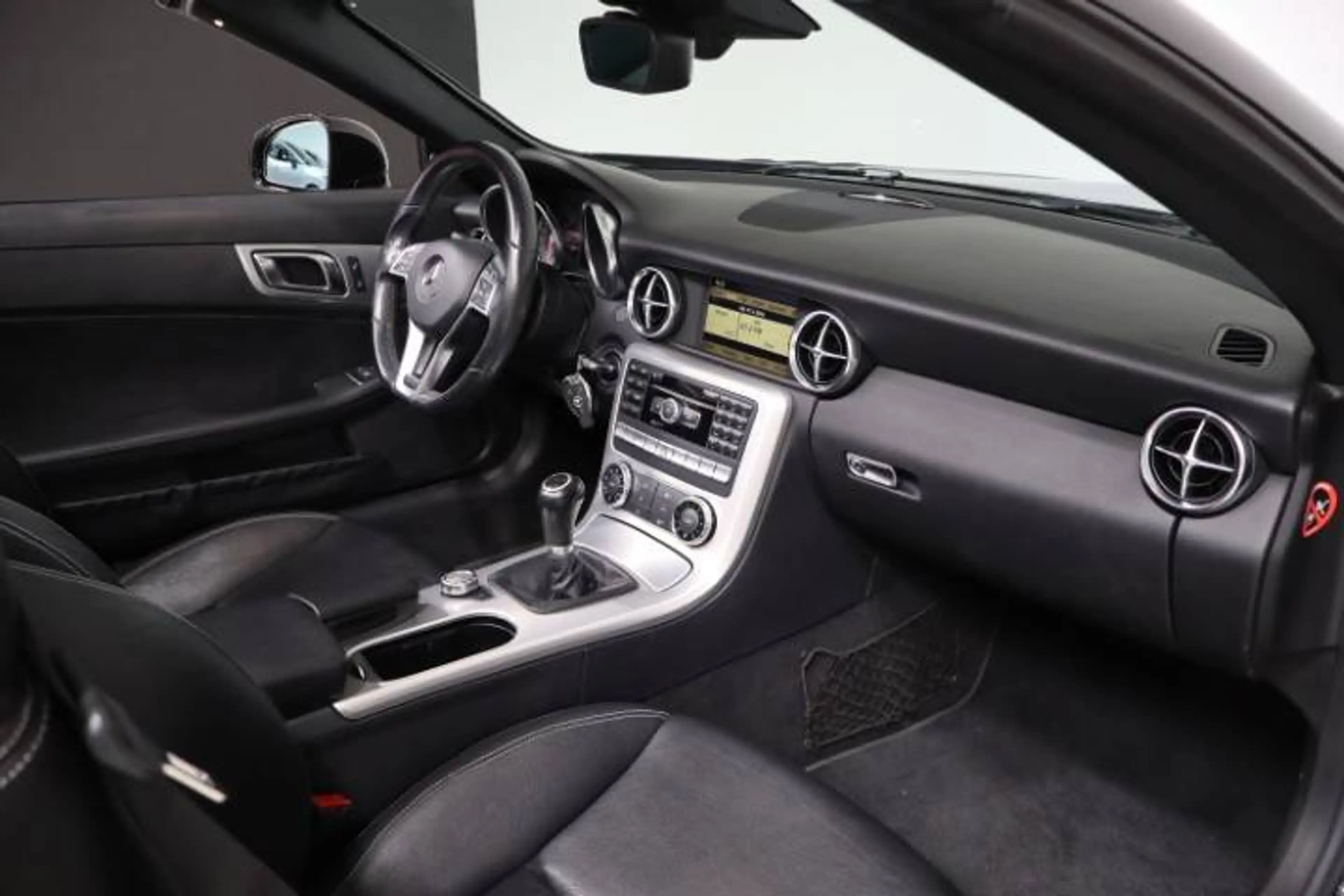 Mercedes-Benz SLK 200 SLK 200 AMG PACK — photo 12