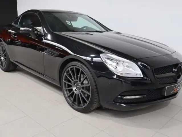 Mercedes-Benz SLK view 16