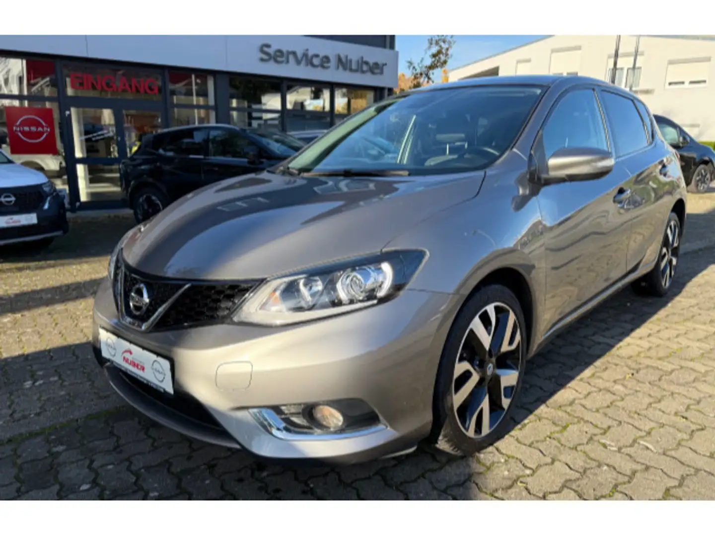 Nissan Pulsar 1,6DIG-T N-Connecta LED-Scheinwerfer Grijs - 2