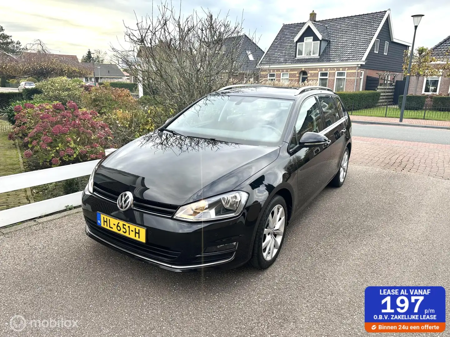 Volkswagen Golf Variant 1.2 TSI 110PK HIGHLINE CARPLAY NAVIGATIE ACHTERUIT Noir - 1