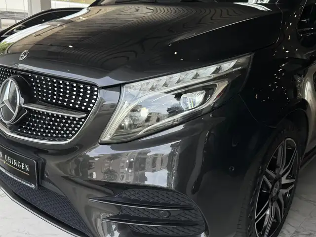 Mercedes-Benz 250 view 9