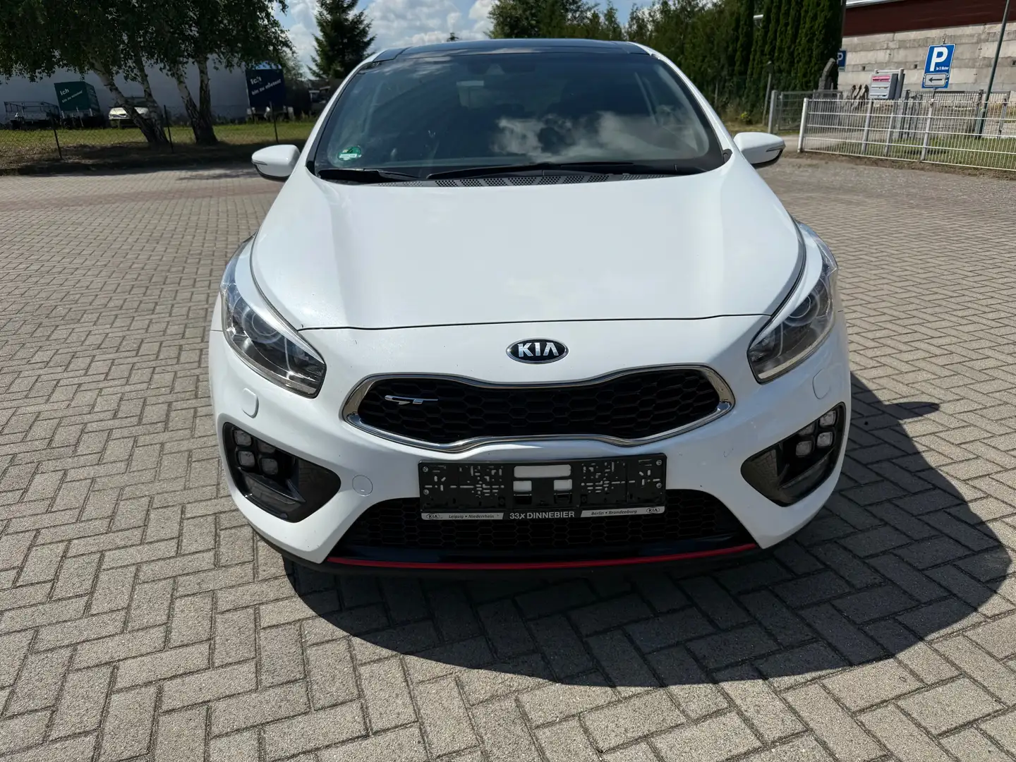 Kia Ceed / cee'd GT-Track Tüv & Service Neu 2 Hand Klima PDC Weiß - 2