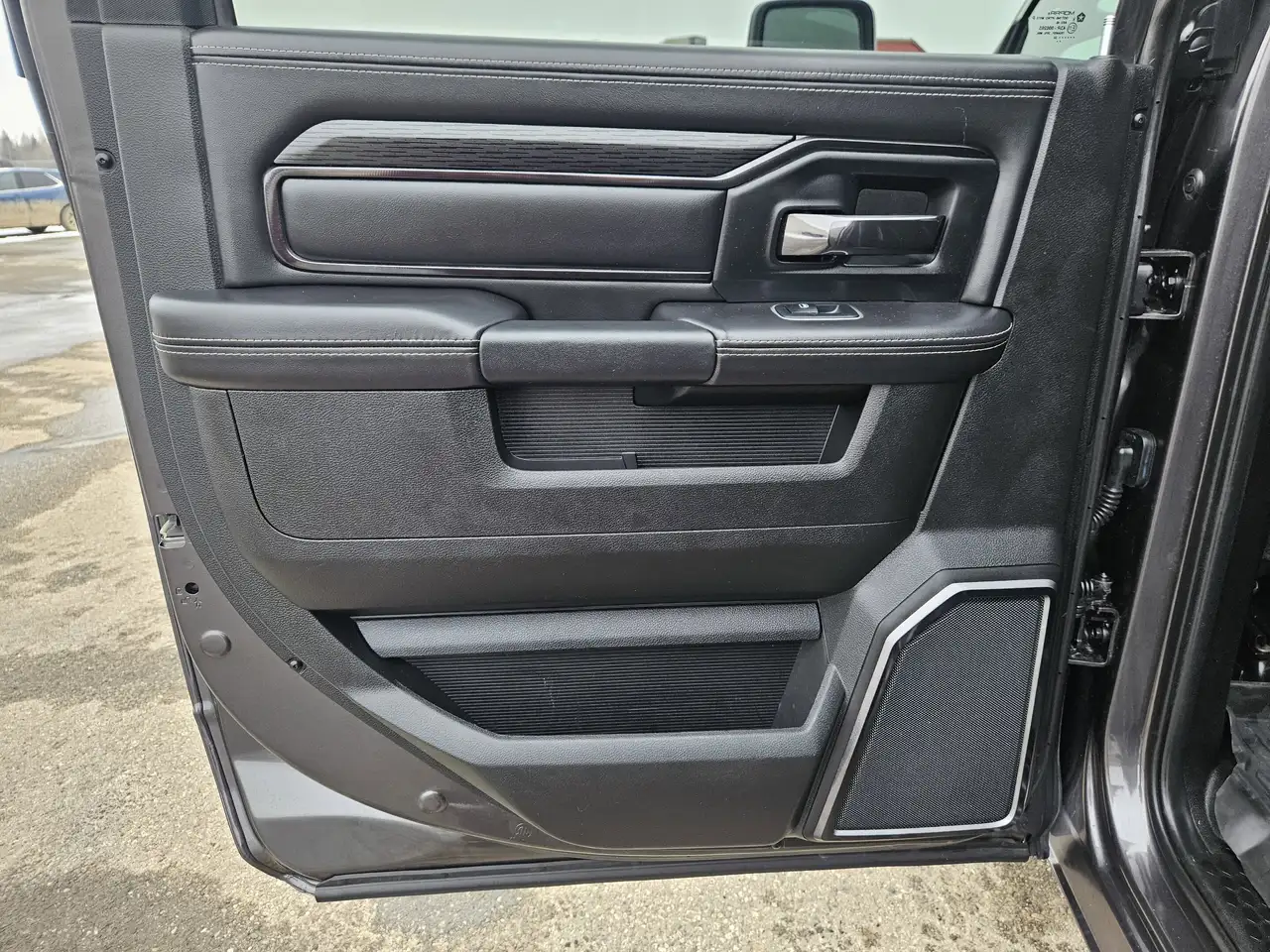 RAM 2500 снимка RAM 2500