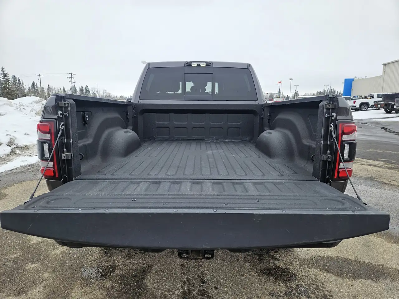RAM 2500 снимка RAM 2500
