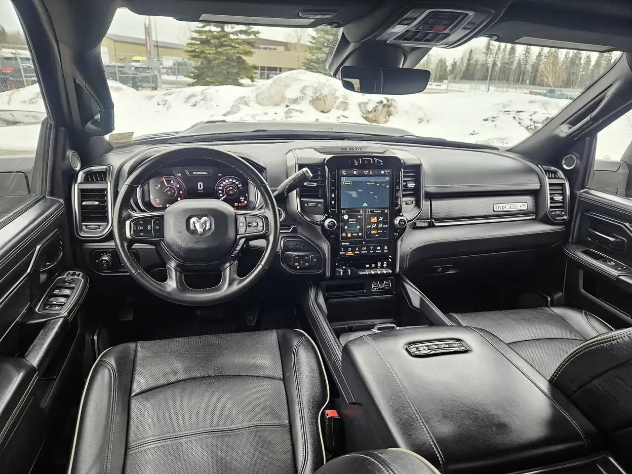 RAM 2500 снимка RAM 2500