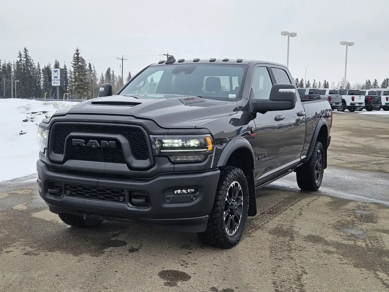 RAM 2500 снимка RAM 2500