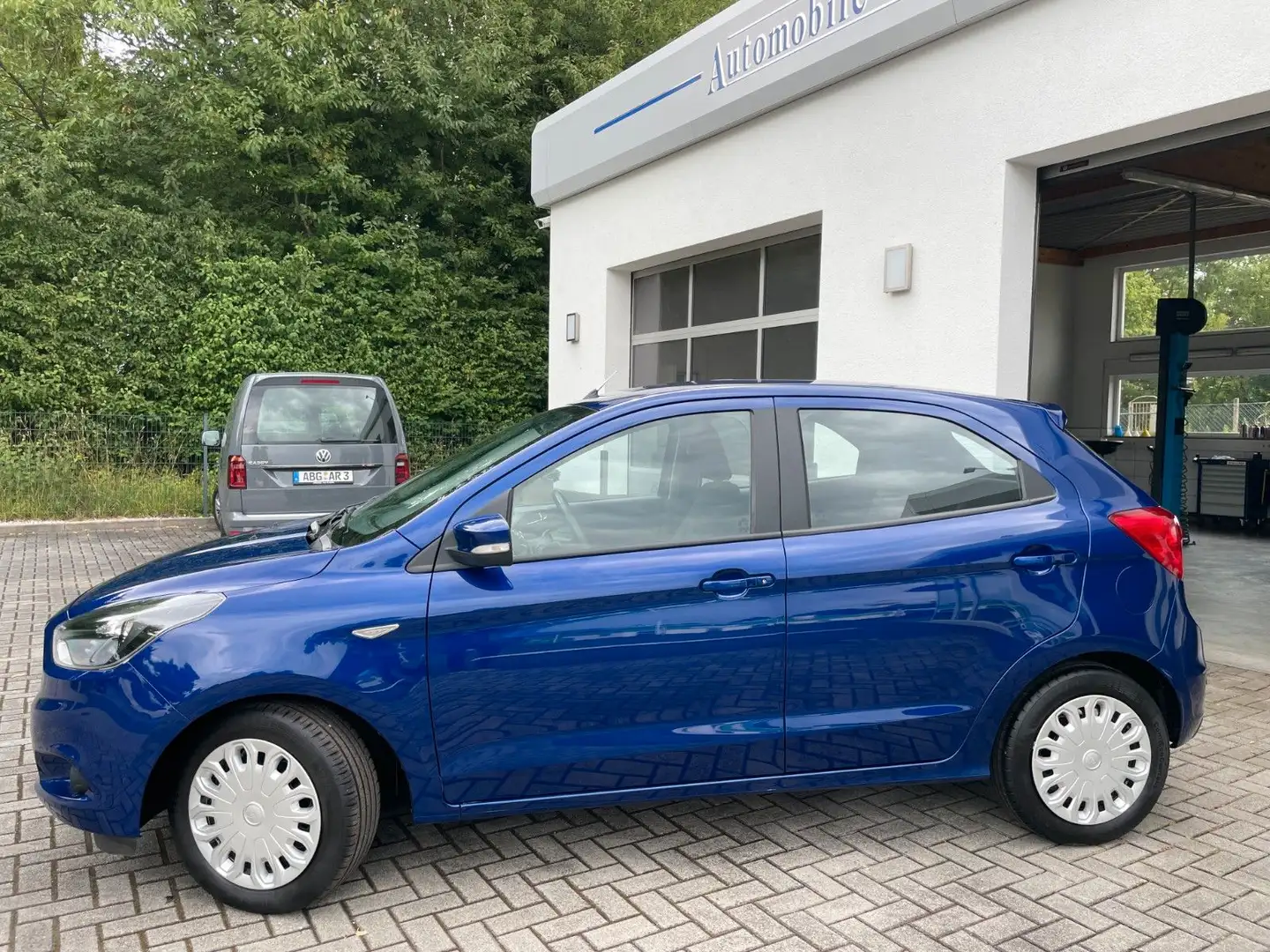 Ford Ka/Ka+ 1,2l 86PS Cool Connect *SHZ*PDC*Klima* Blau - 2