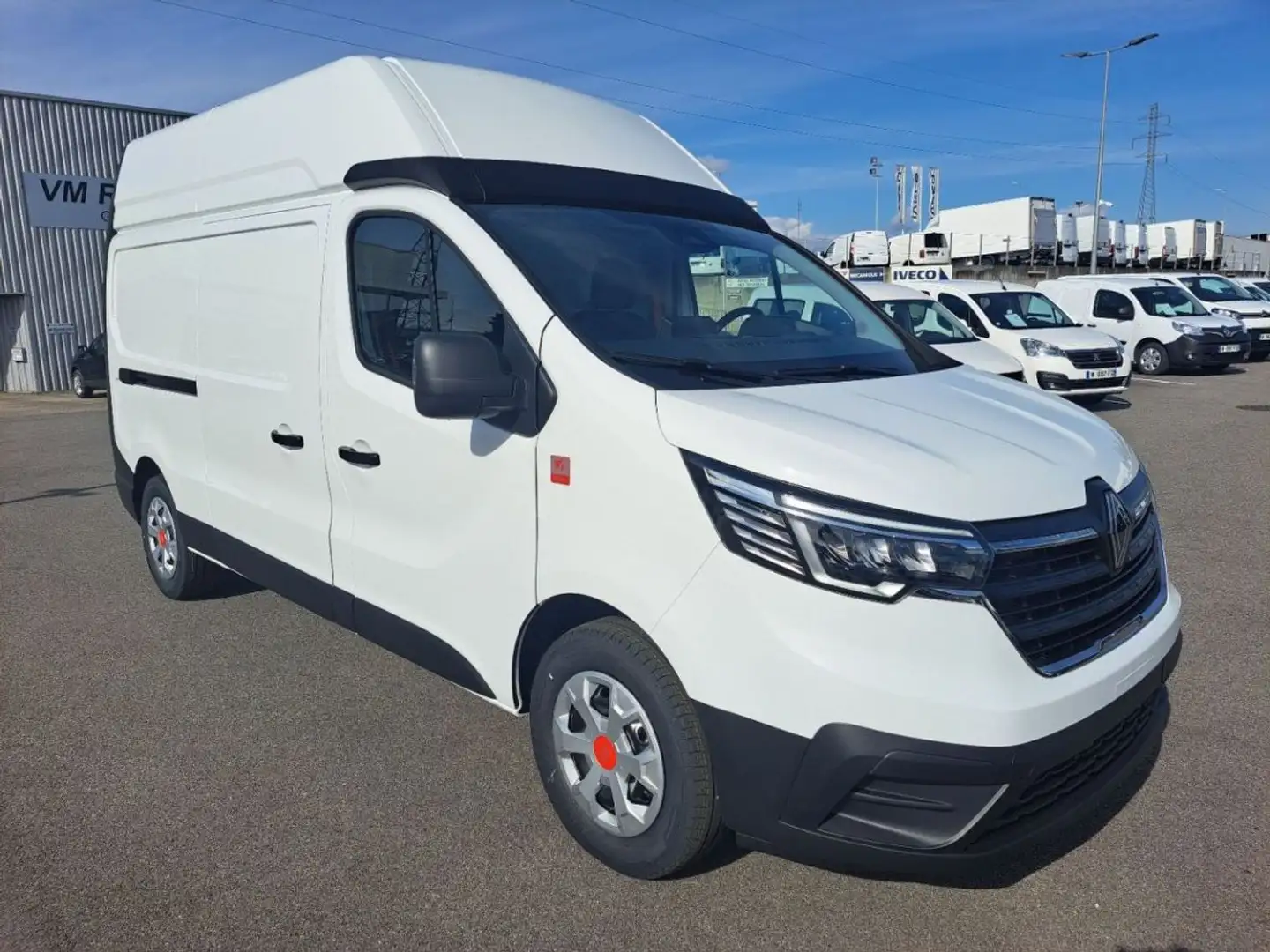 Renault Trafic FOURGON L2H2 3T BLUE DCI 150 GSR2 RED EDITION PLUS Blanc - 1