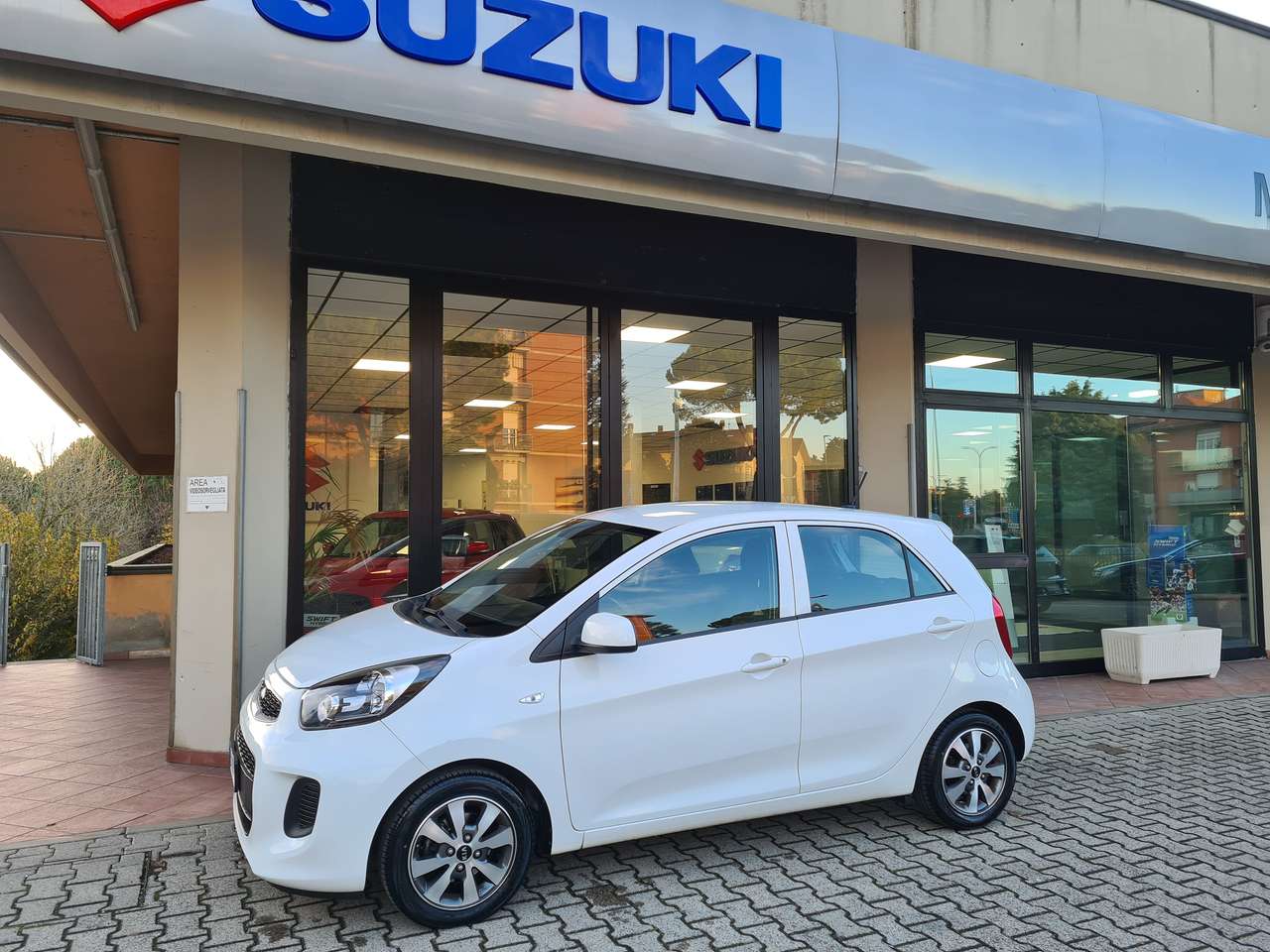 Kia Picanto Picanto II 2011 1.0 Active Collection Gpl 67cv 5p