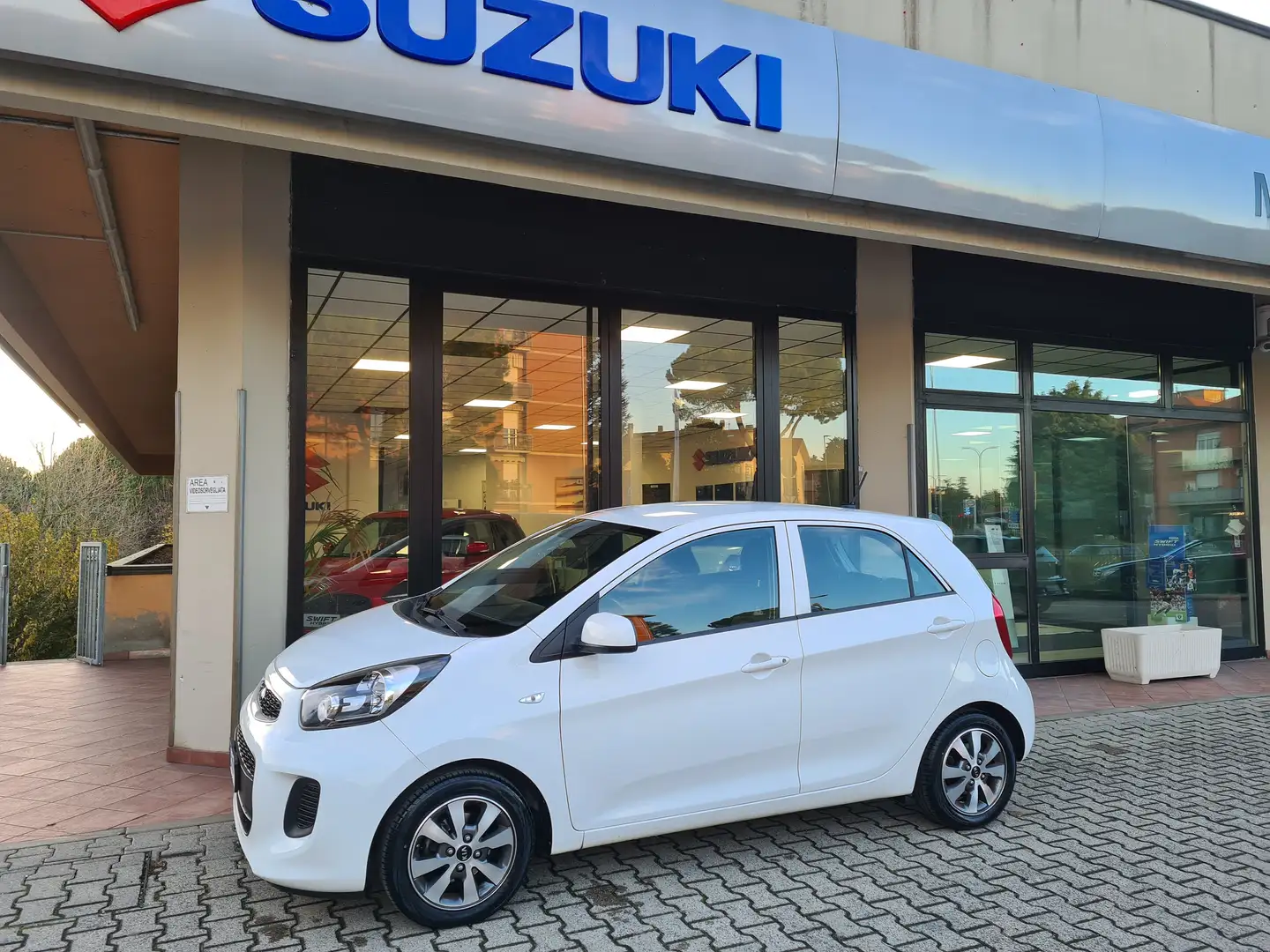 Kia Picanto Picanto II 2011 1.0 Active Collection Gpl 67cv 5p Bianco - 1