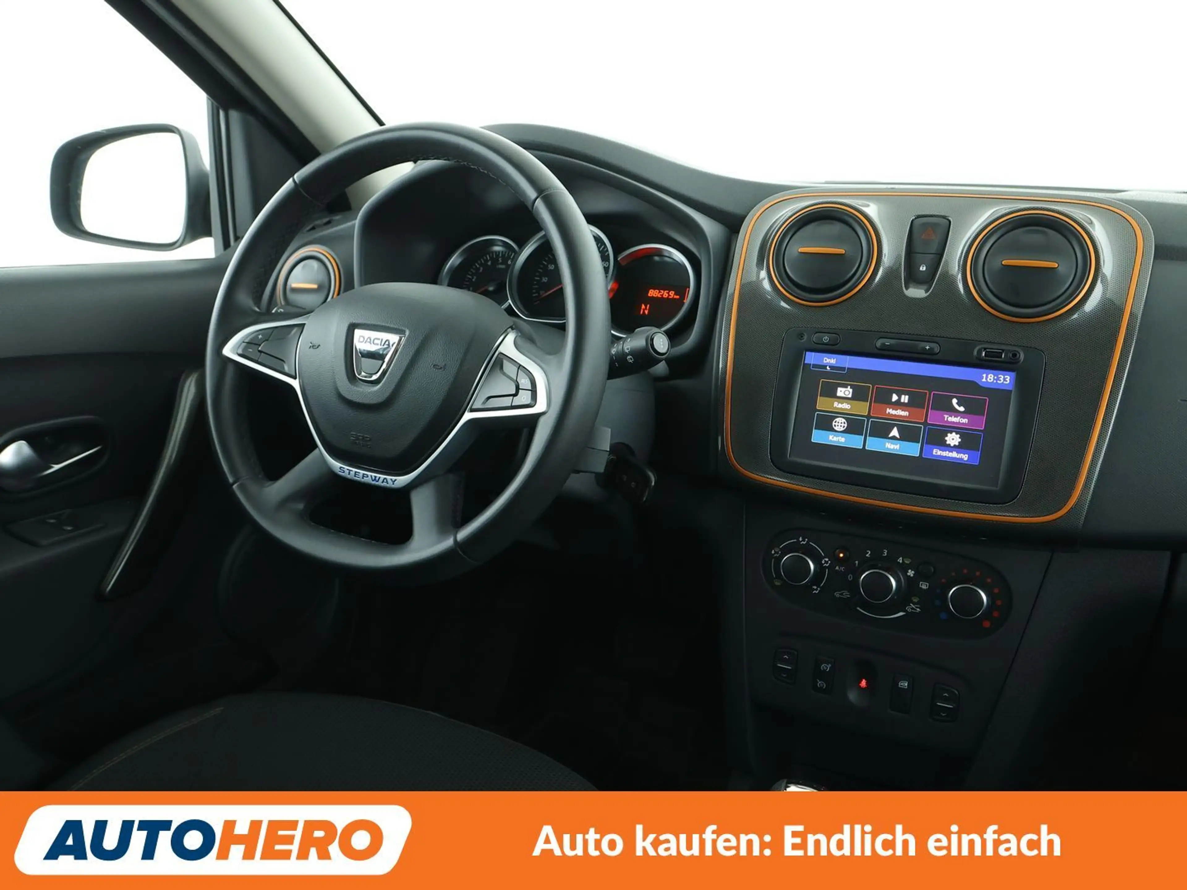 Dacia Logan 0.9 TCe Stepway Celebration Aut.*NAVI*TEMPO*PDC* — photo 13