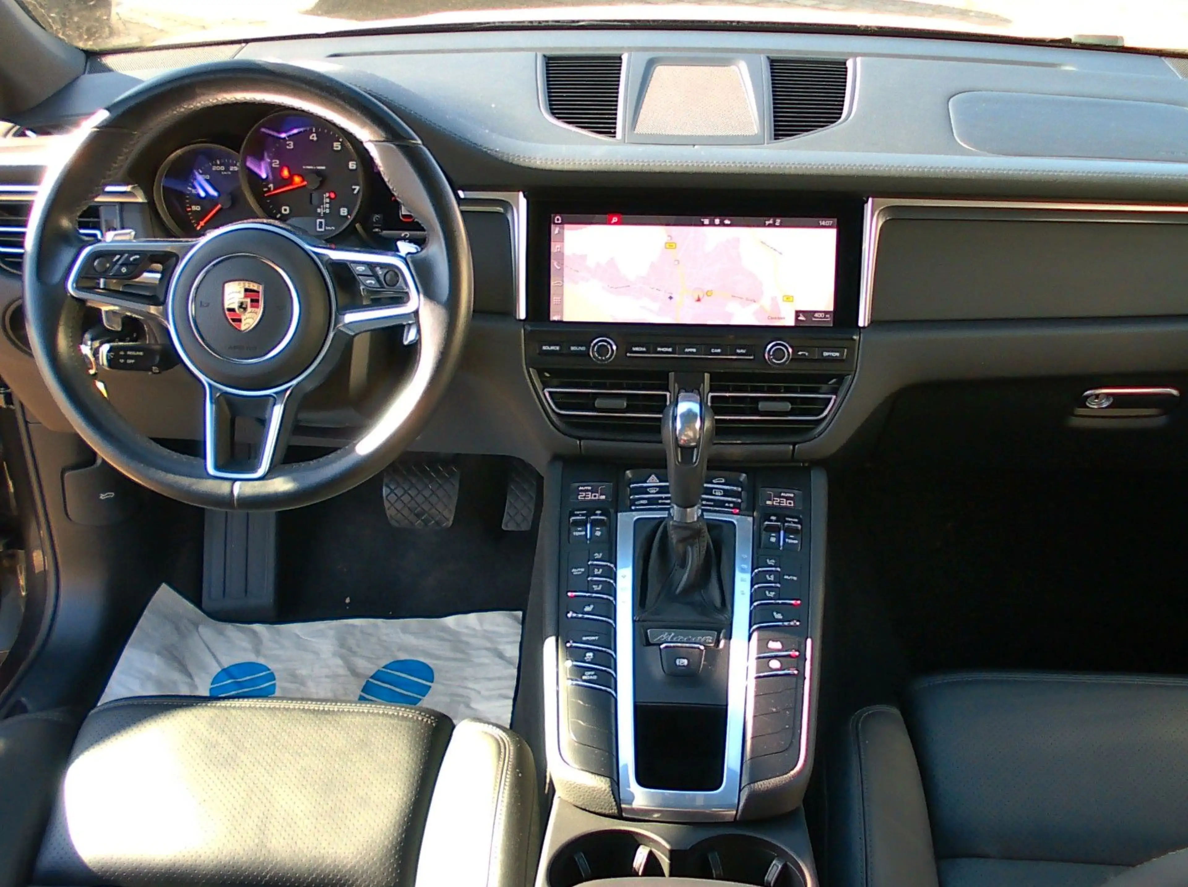 Porsche Macan *** MwSt. ausweisbar *** — photo 10