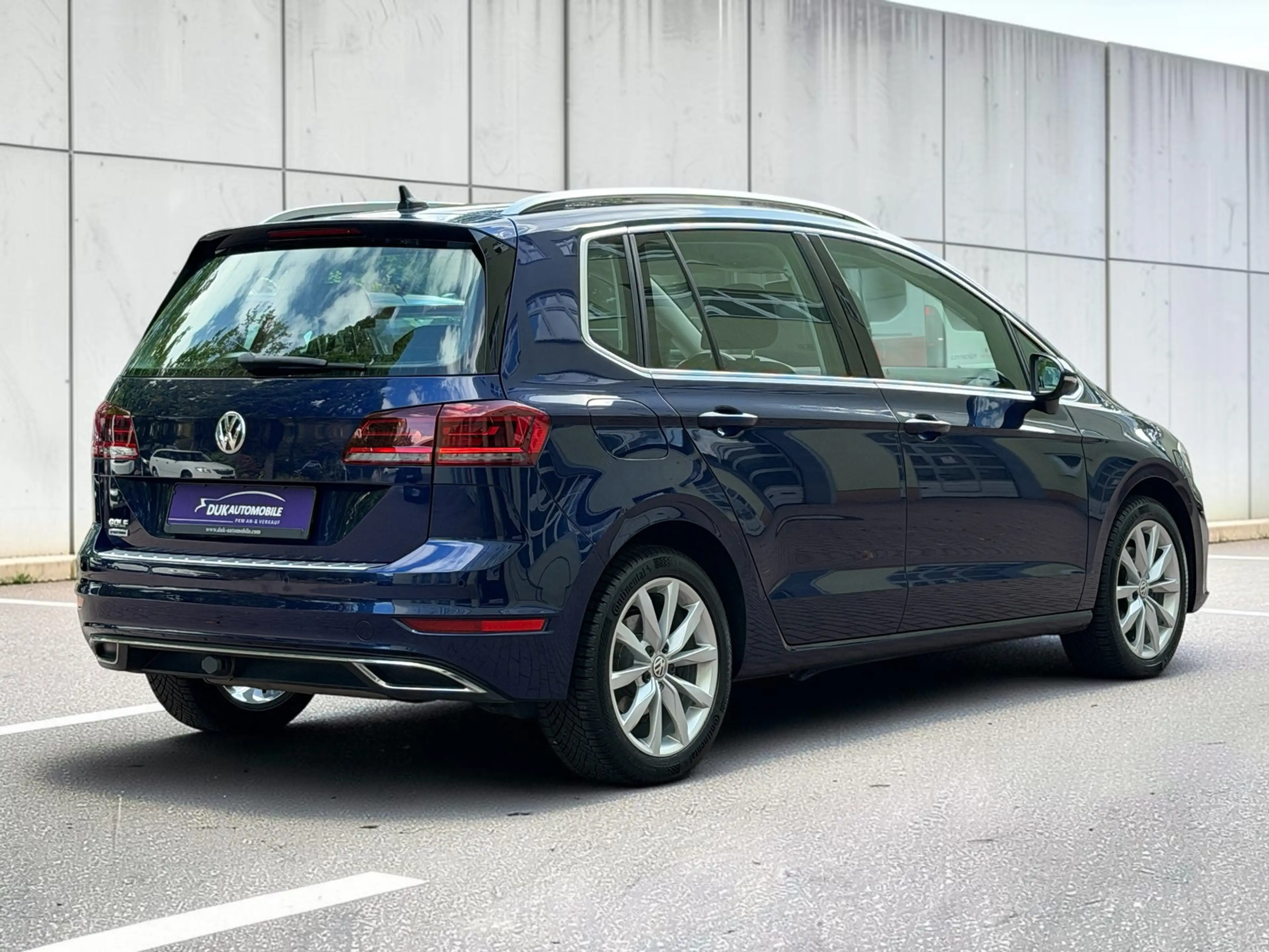 Volkswagen Golf Sportsvan VII Highline Automatik*1.Hand*LED — photo 5