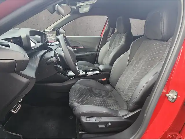 Peugeot 2008 view 9