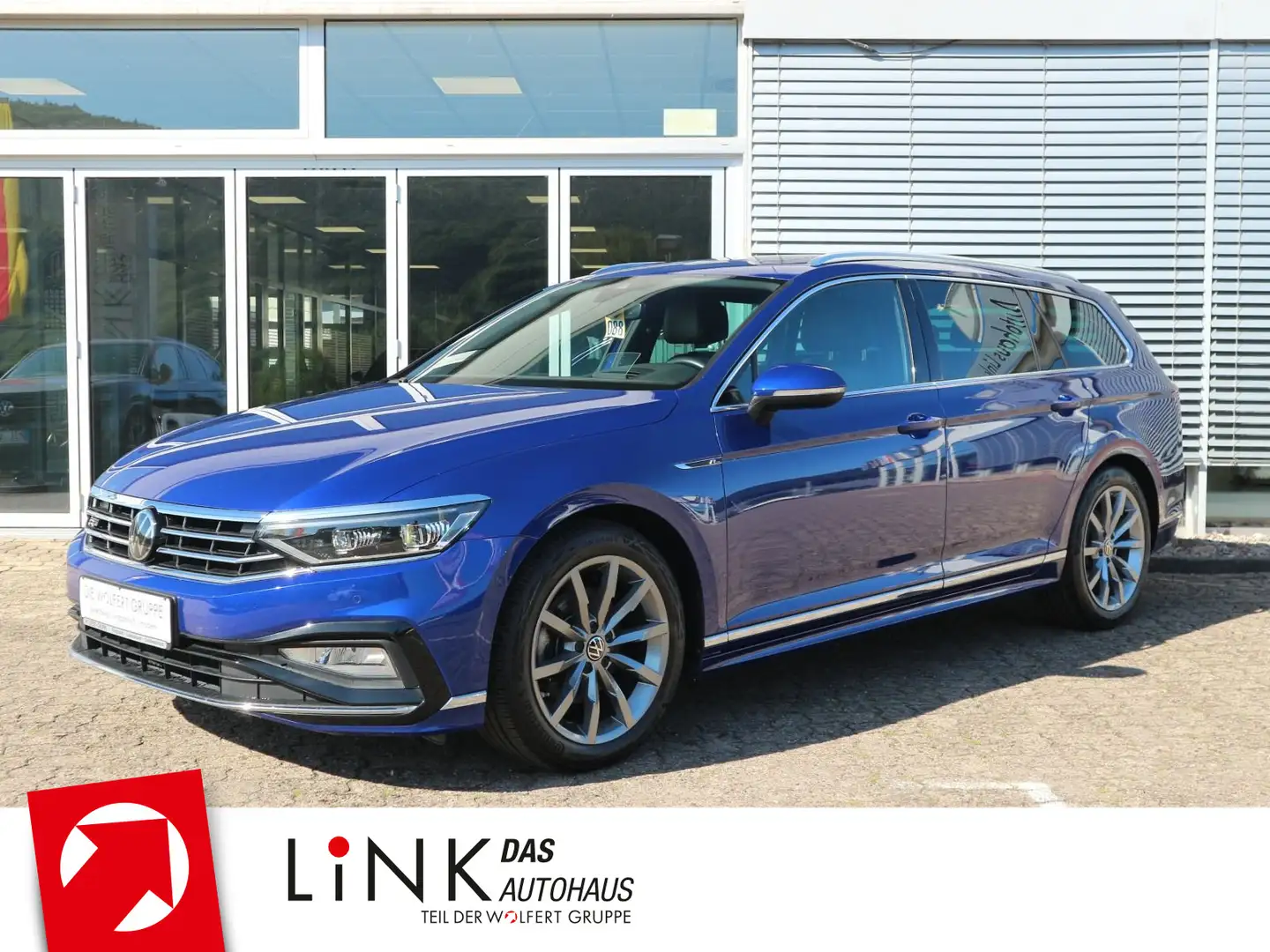 Volkswagen Passat Variant Elegance 2.0 TDI DSG R-LINE PANO Bleu - 1