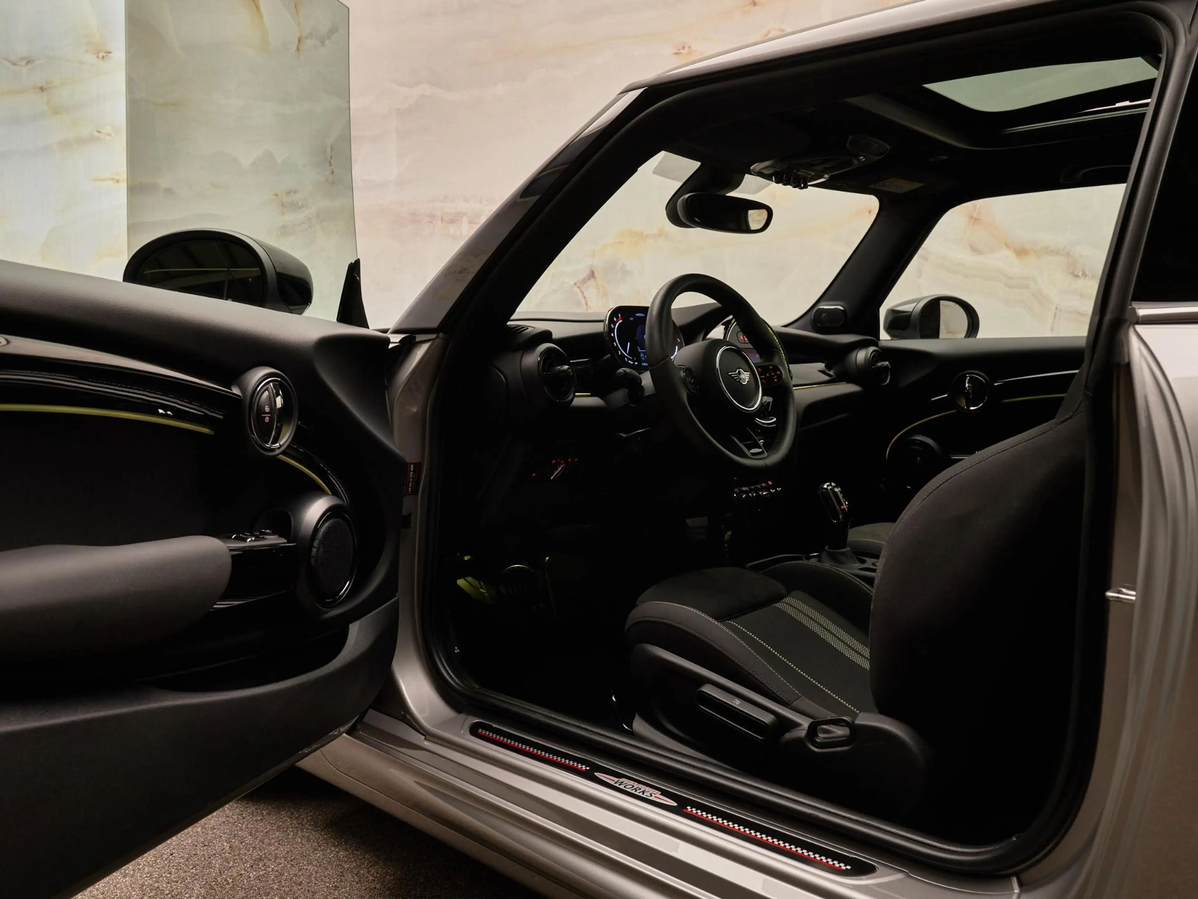 MINI John Cooper Works 2.0 Cooper , Remus, Eventuri, H&R, pano, HUD, H/K, — photo 6
