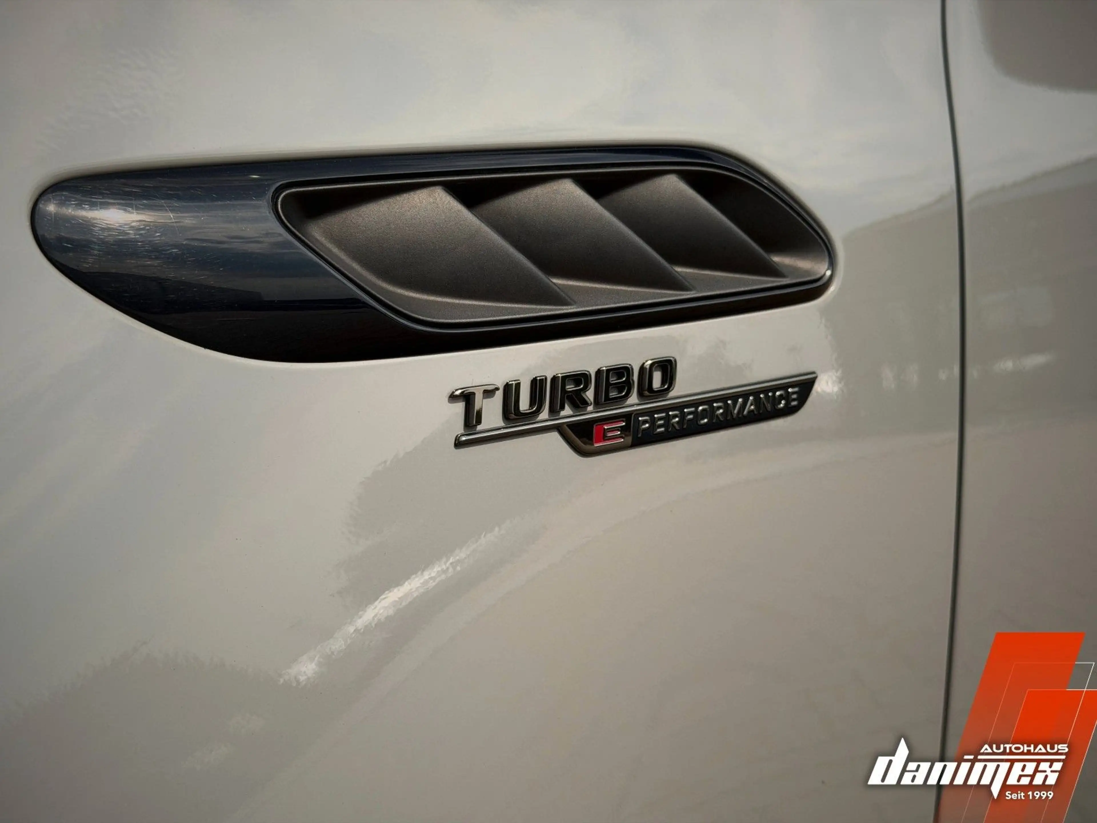 Mercedes-Benz C 63 AMG F1 Edition S E Perf. 4Matic+ Pano AHK HUD Carbon — photo 12