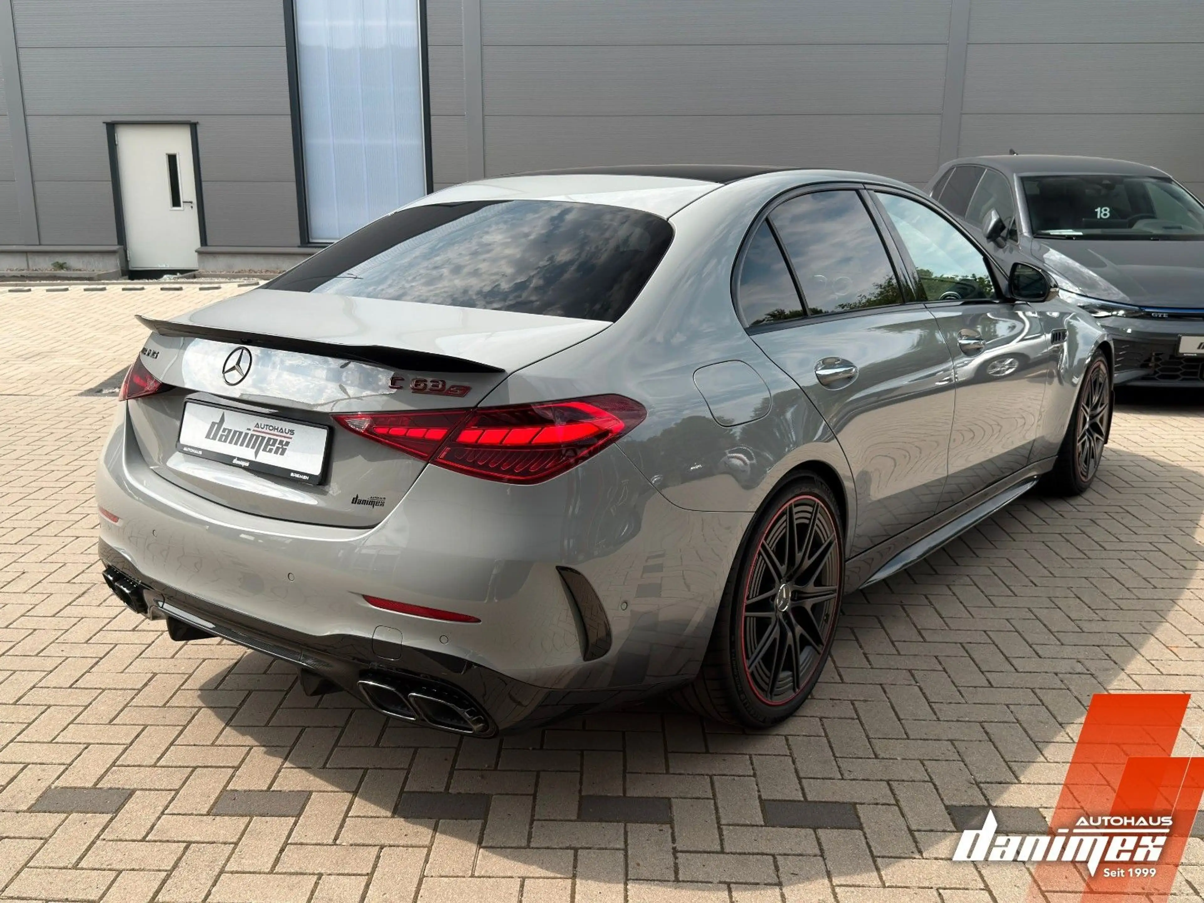 Mercedes-Benz C 63 AMG F1 Edition S E Perf. 4Matic+ Pano AHK HUD Carbon — photo 5