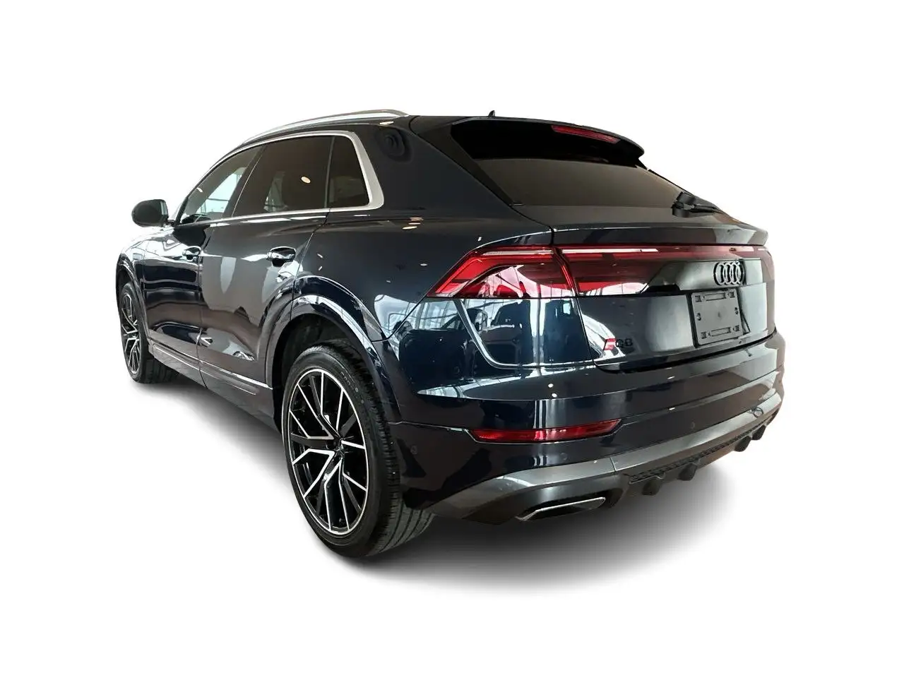 Audi Q8 снимка Audi Q8