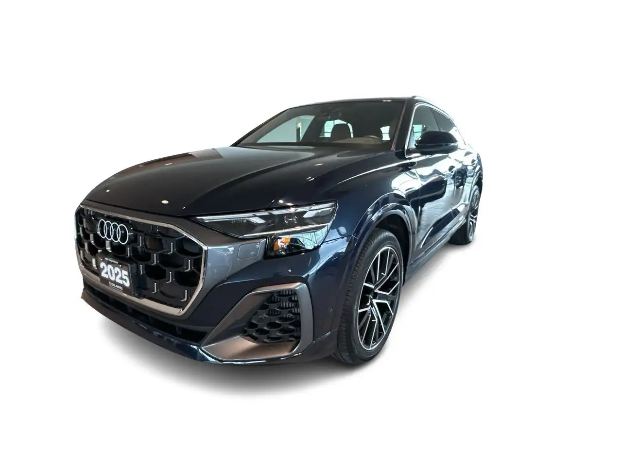Audi Q8 снимка Audi Q8