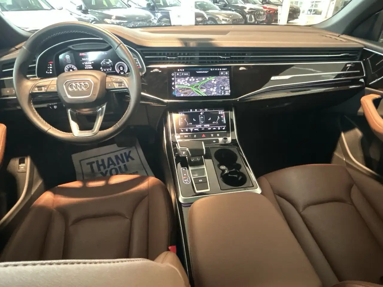 Audi Q8 снимка Audi Q8