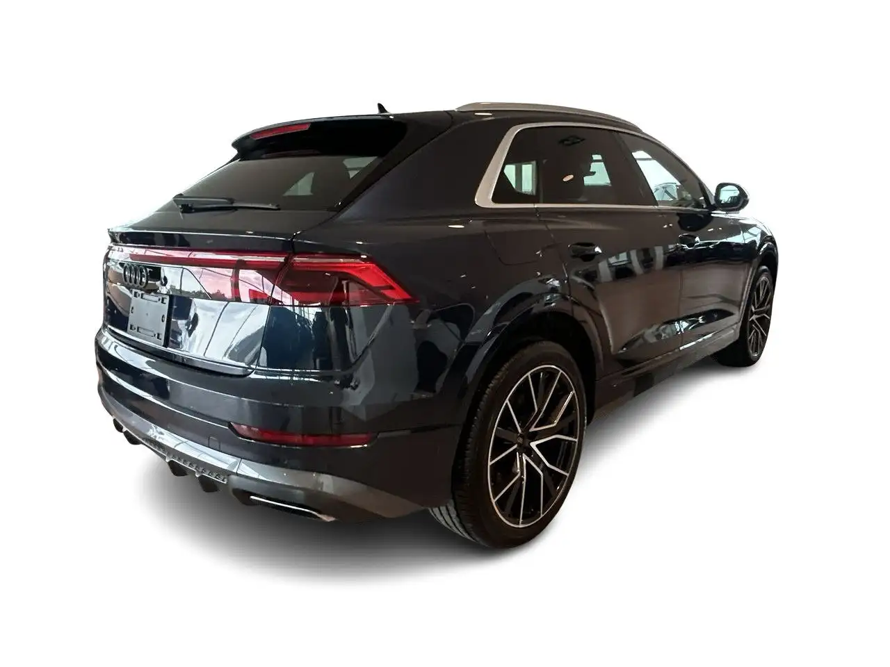 Audi Q8 снимка Audi Q8