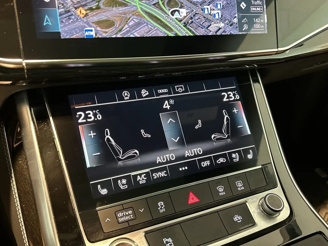 Audi Q8 снимка Audi Q8