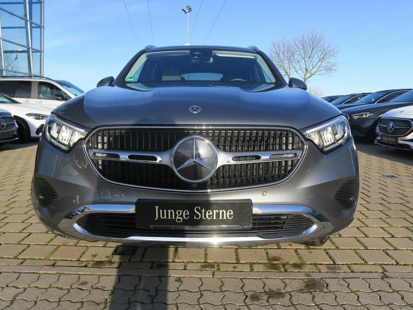 Mercedes-Benz GLC 220 d 4MATIC Avantgarde AHK Distronic Grau - 2