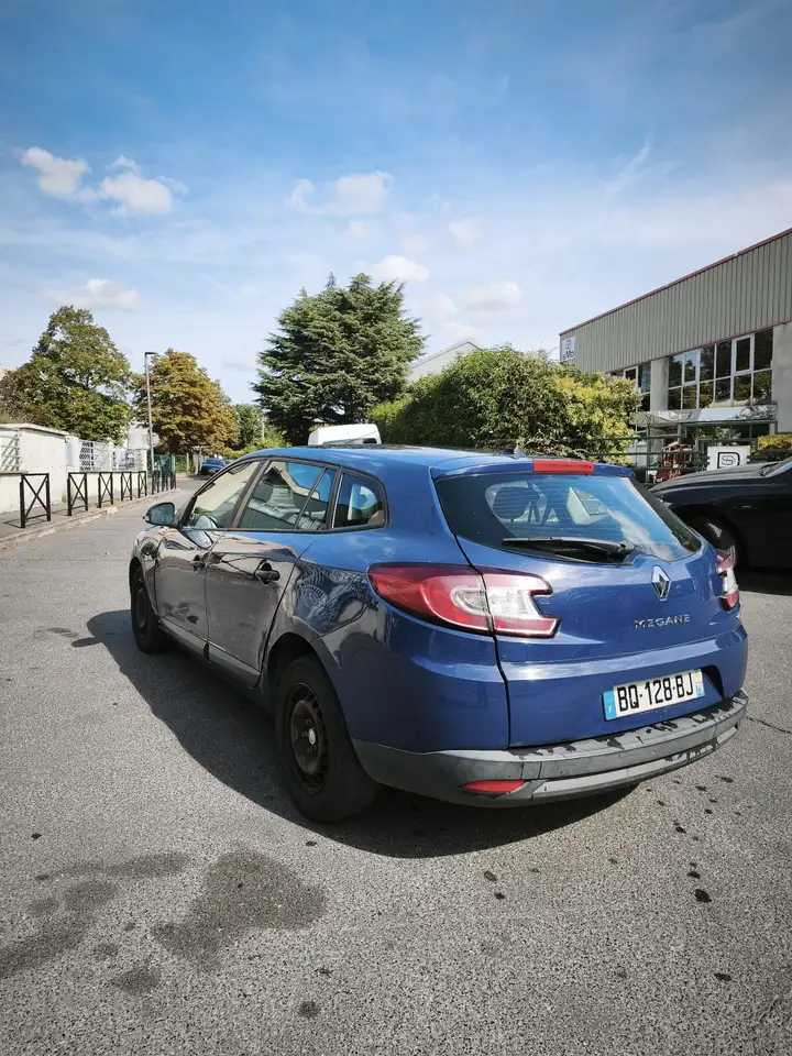 Renault Megane Grandtour — photo 7