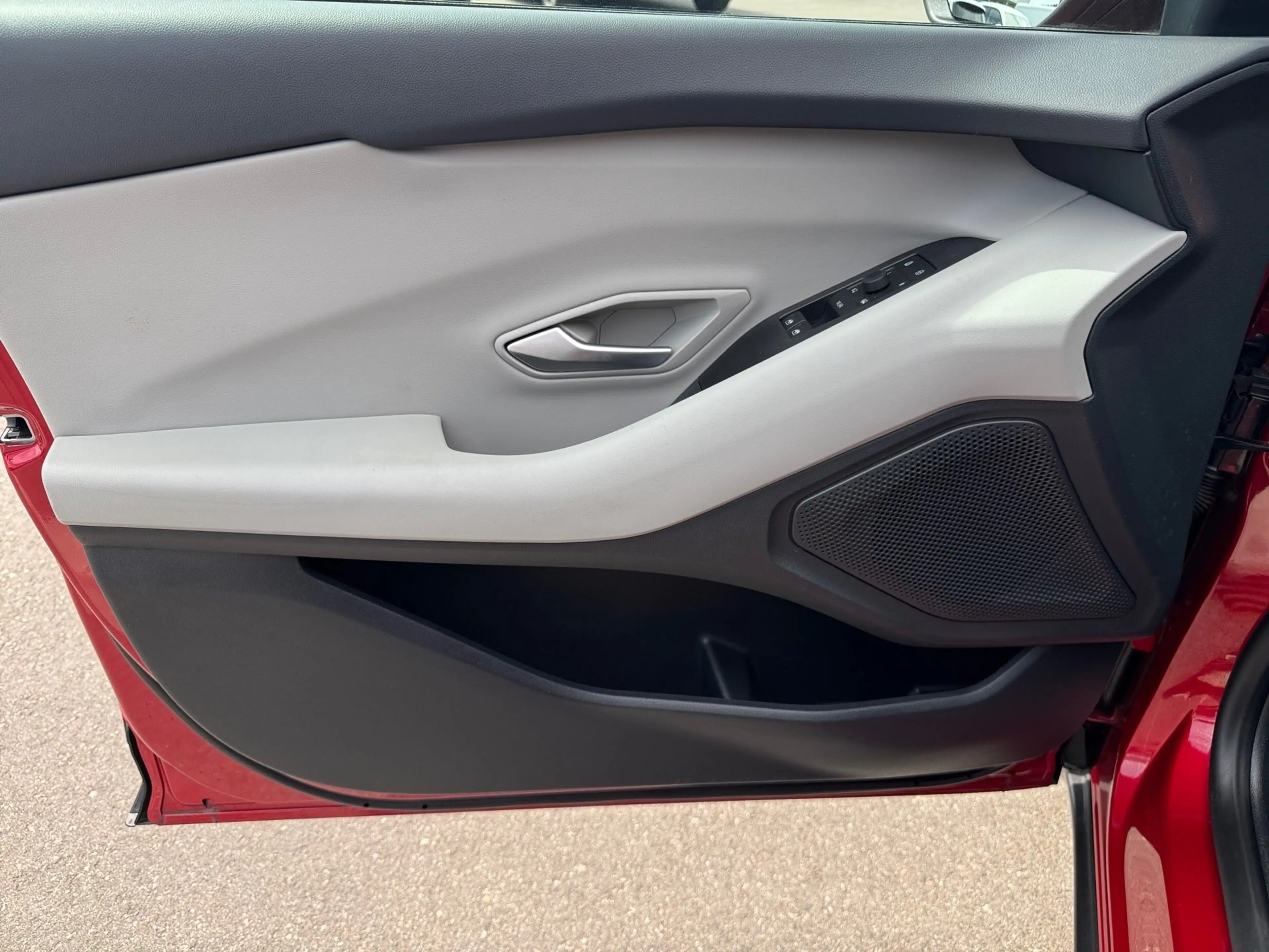 Ford Explorer Elektromotor mit Extended Range RWD 77kWh Explorer — photo 10