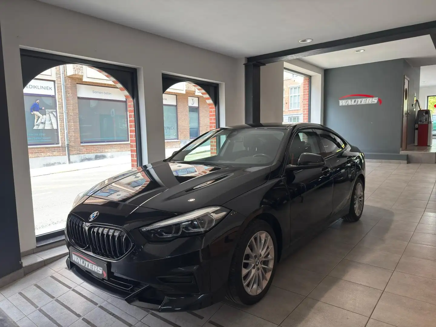 BMW 218 218i Gran Coupe Aut. Sport Line Noir - 1