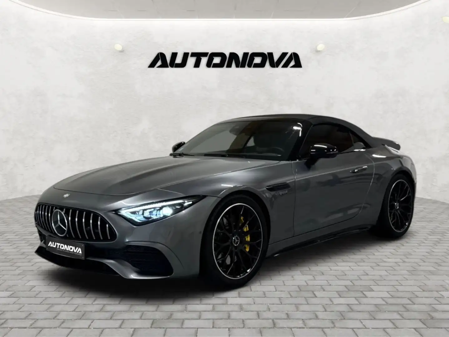 Mercedes-Benz SL 43 AMG Grau - 1