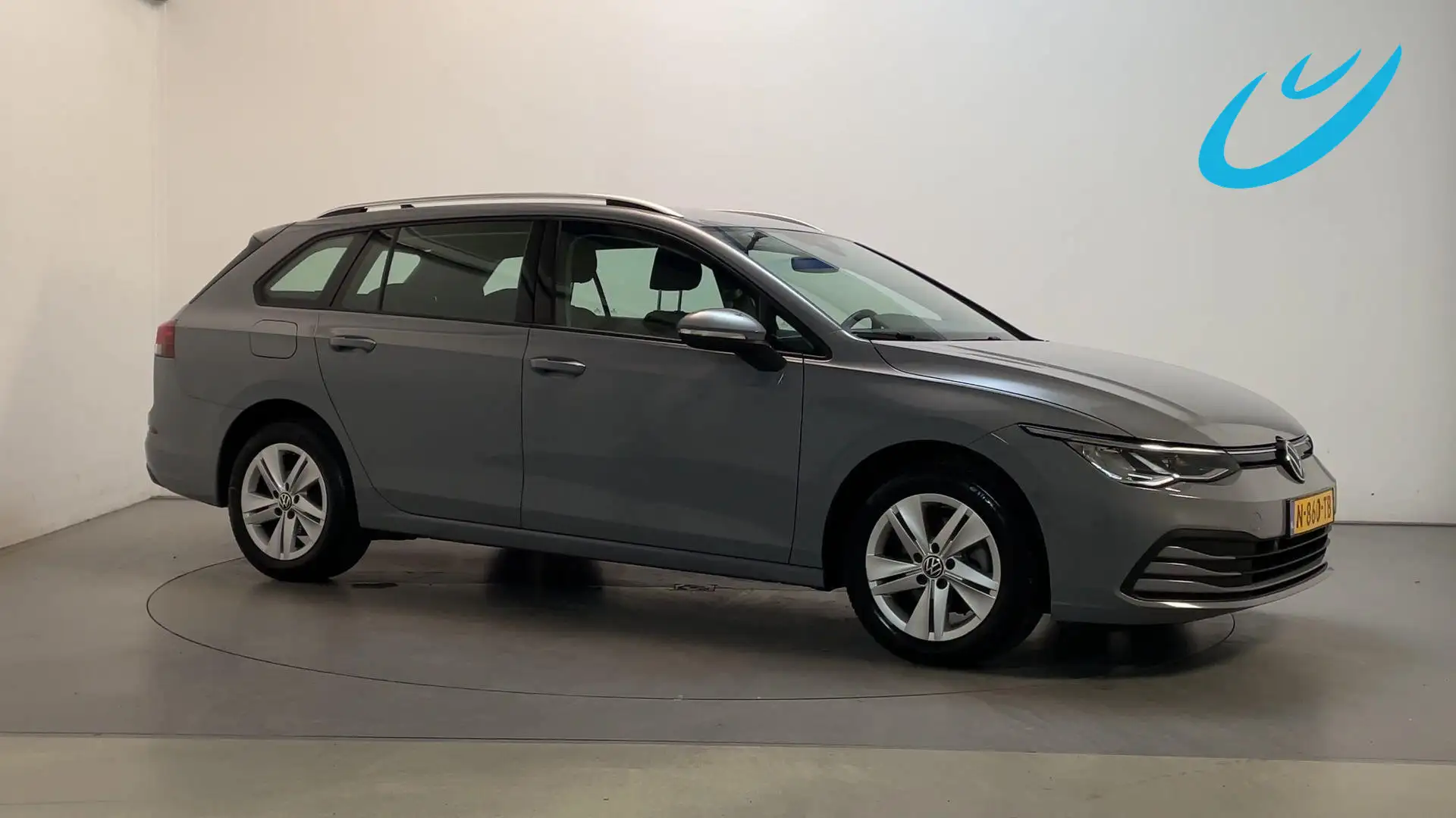 Volkswagen Golf Variant 1.0 TSI 110pk Life Camera DAB+ Navigatie Grijs - 1