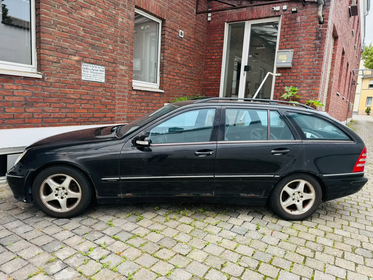 Mercedes-Benz 220 C 220 CDI, Diesel, EURO 3 W203 Noir - 1