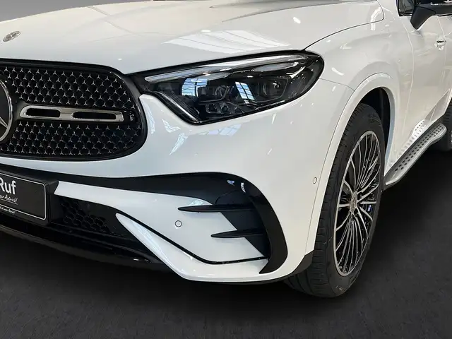 Mercedes-Benz GLC 200 view 15