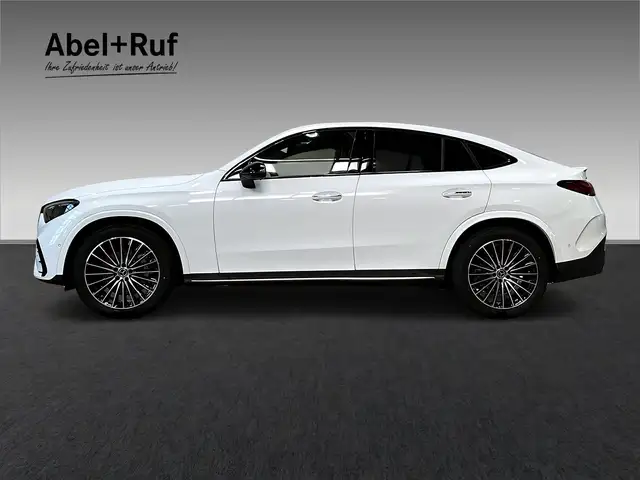 Mercedes-Benz GLC 200 view 4