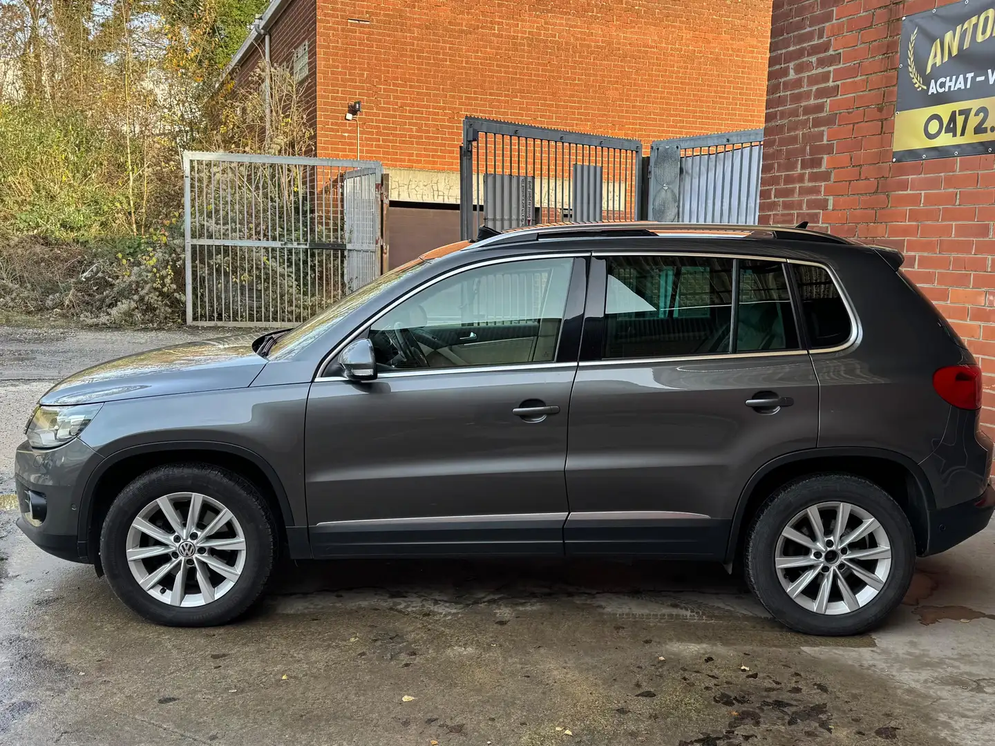 Volkswagen Tiguan 2.0TDI 4Motion DSG  HIGHLINE Gris - 2